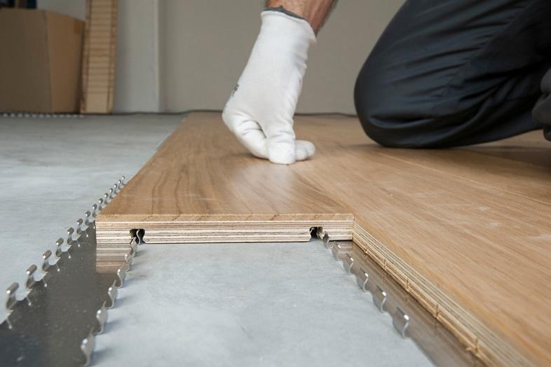 Quanto costa un pavimento in linoleum resistente all'acqua?