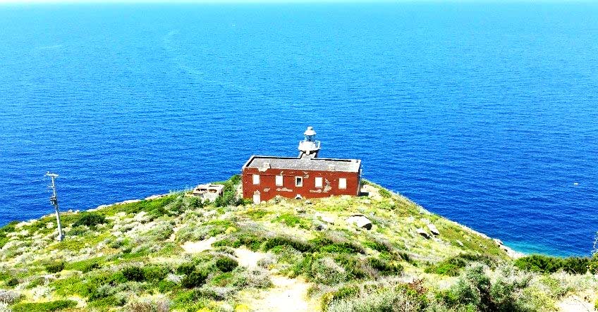 Piano Fari - a breve il bando per le concessioni di 11 fari da destinare a strutture turistiche 
